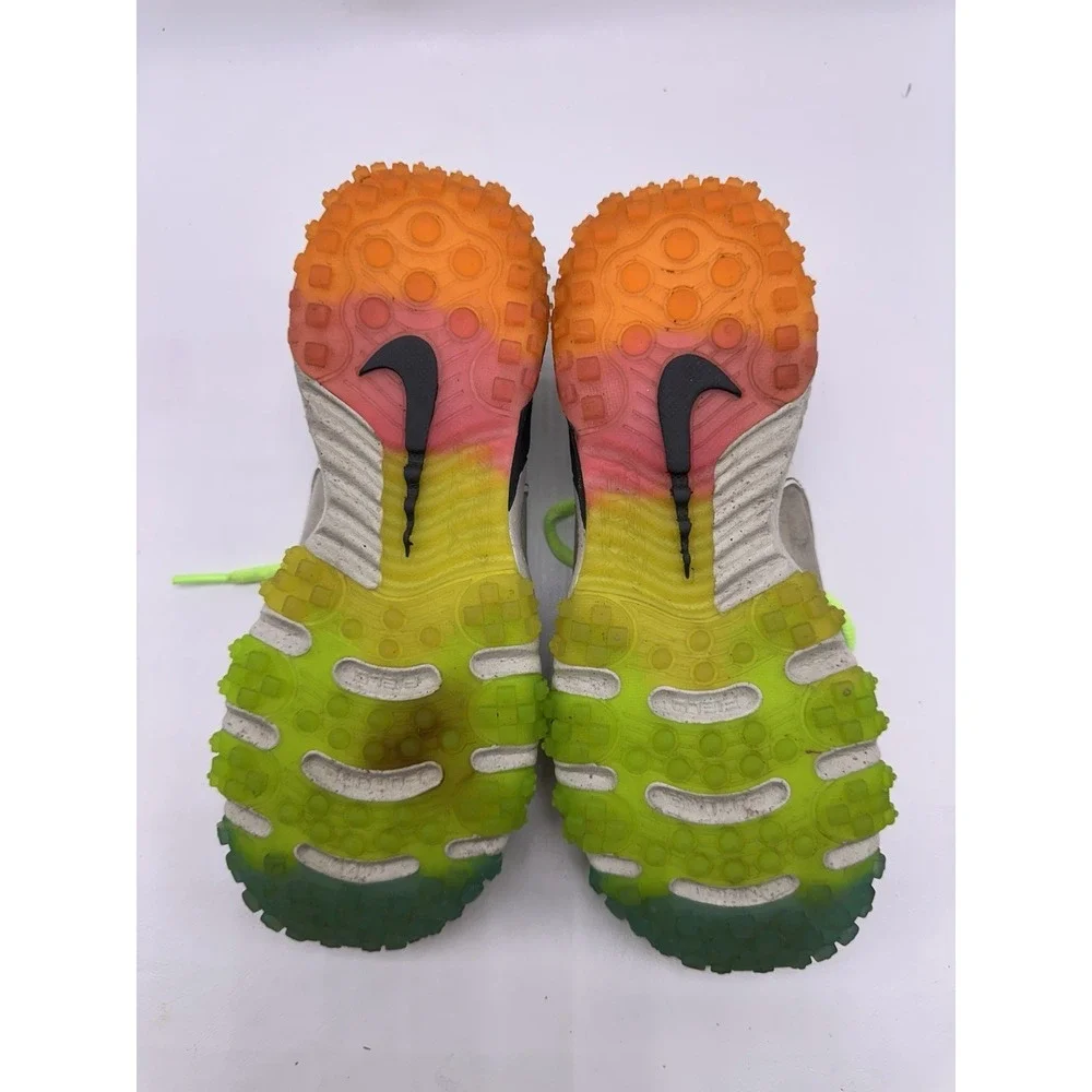 Nike Future Field Cleats Boy's Size 2Y Hyper Yellow Sail Sonic Gray DJ6949-101